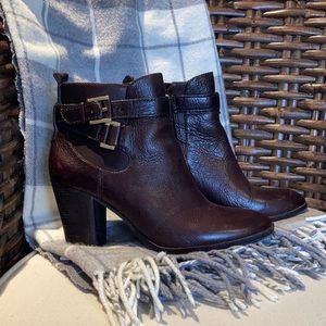 Louis et Cie Genuine Leather Chocolate Brown Booties.